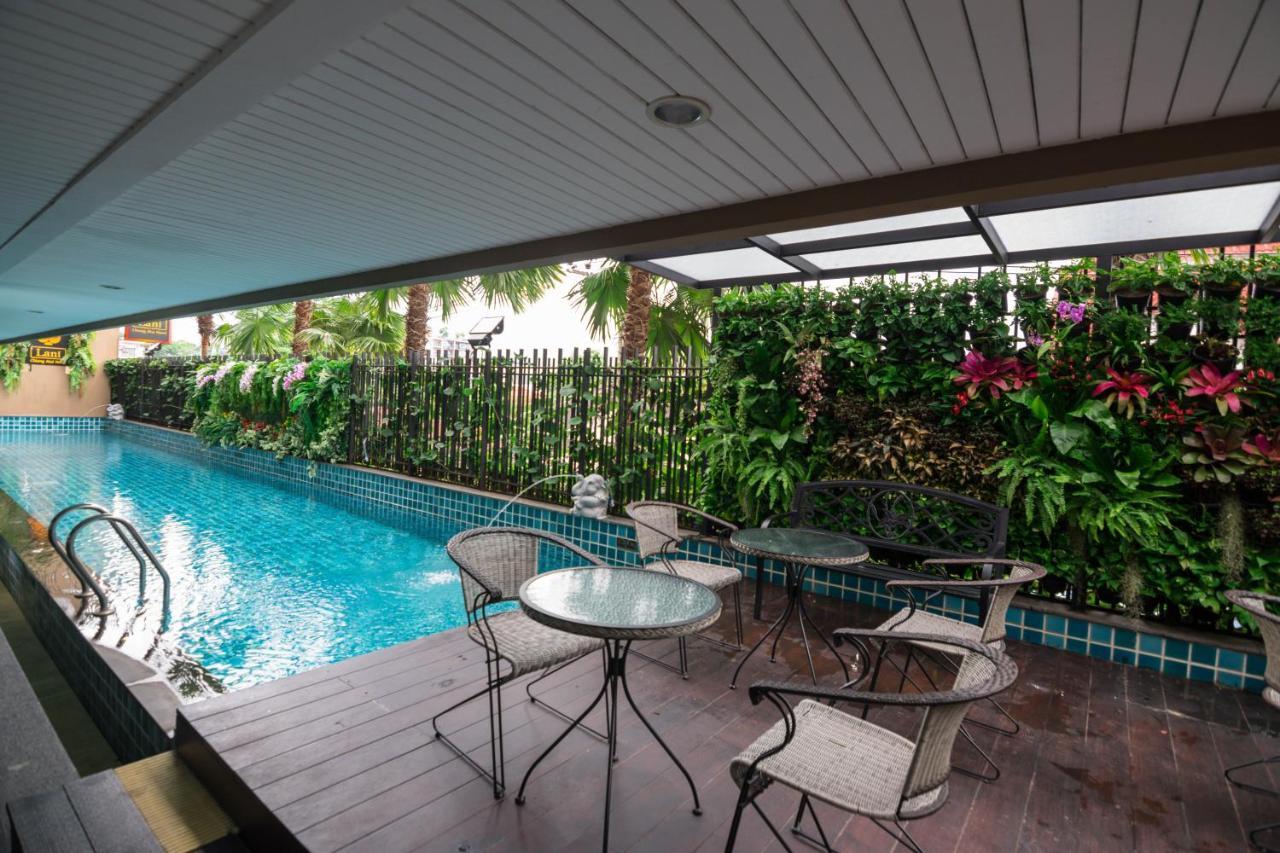 Lani Chiang Mai Hotel Exterior photo