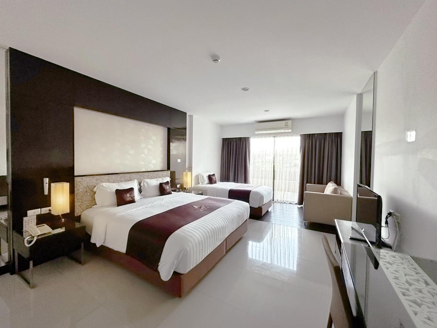 Lani Chiang Mai Hotel Exterior photo